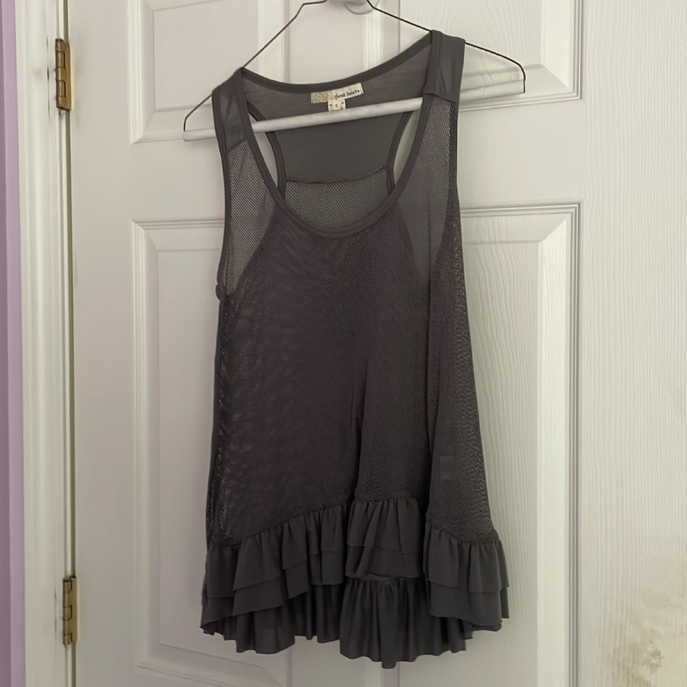 Grey summer ruffled net top size l Derek heart